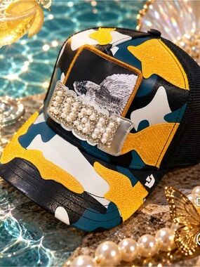 Goorin Bros “MAKE IT A TRIPLE” LUSH Trucker Hat. Mesh SnapBack. NWT.